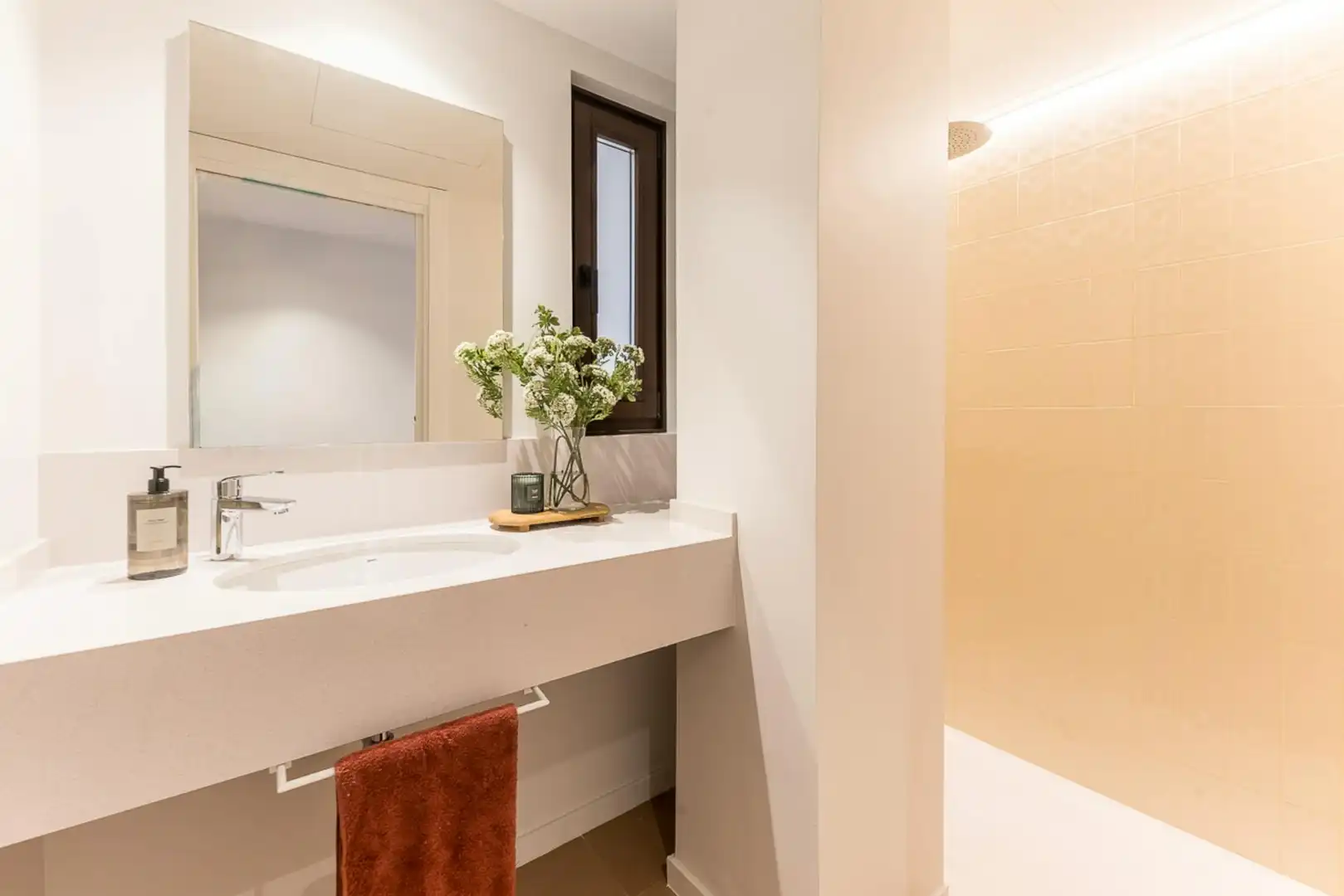 Wohnung 61 m² in Barcelona