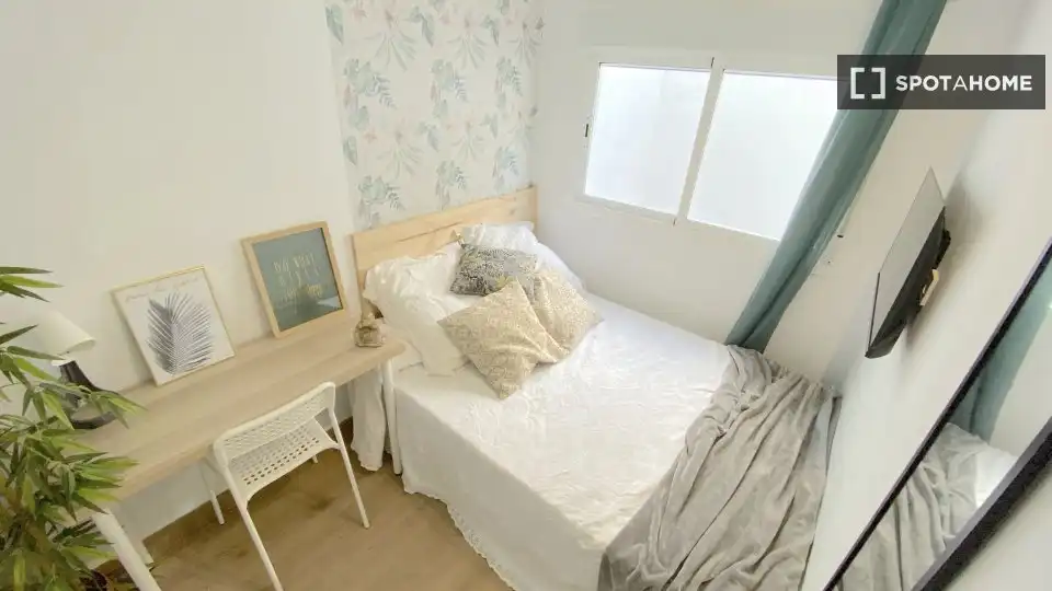 Habitación 230 m², Sevilla
