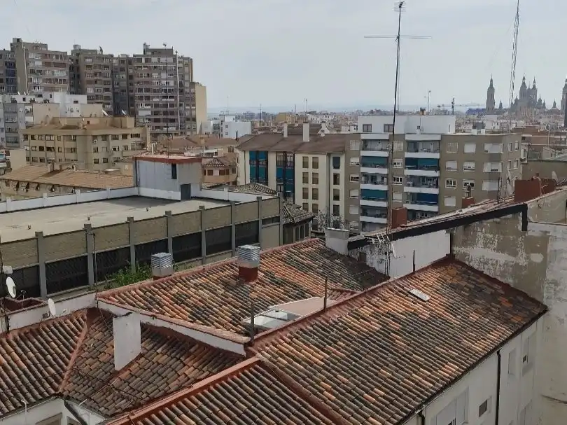 Piso de 140 m² en Zaragoza