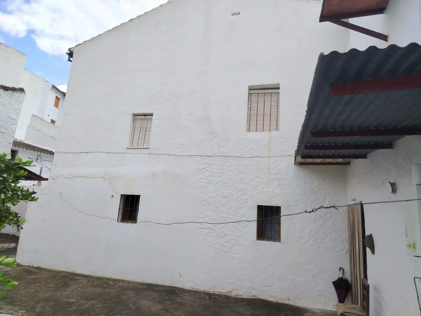 House 182 m² in El Burgo