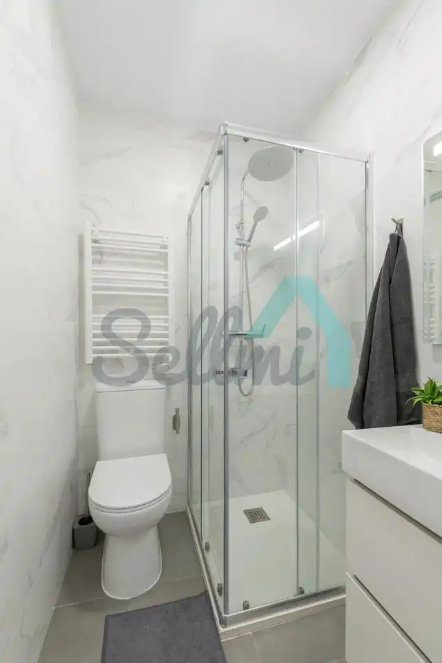 Habitación 97 m², Oviedo