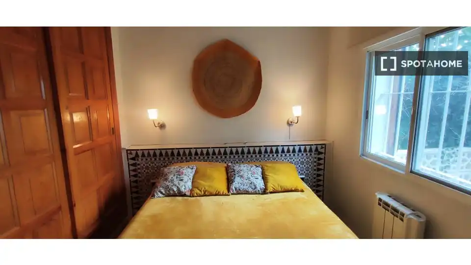Flat 80 m² in Montserrat