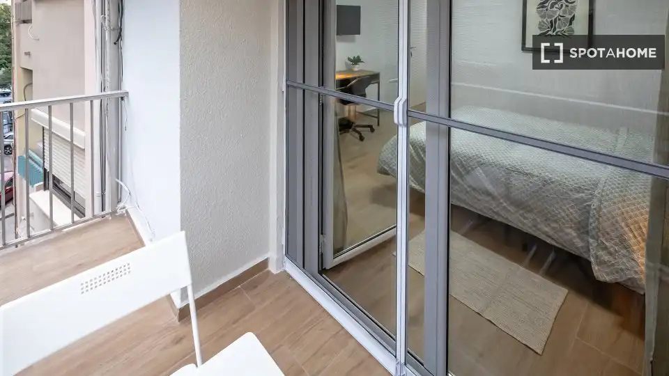 Chambre à louer, Valence