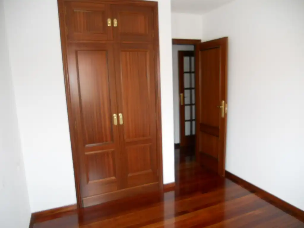 Piso de 100 m² en Santiago de Compostela