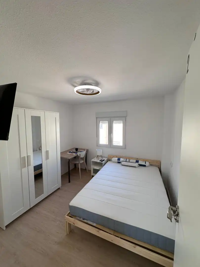 Habitación 100 m², Almería