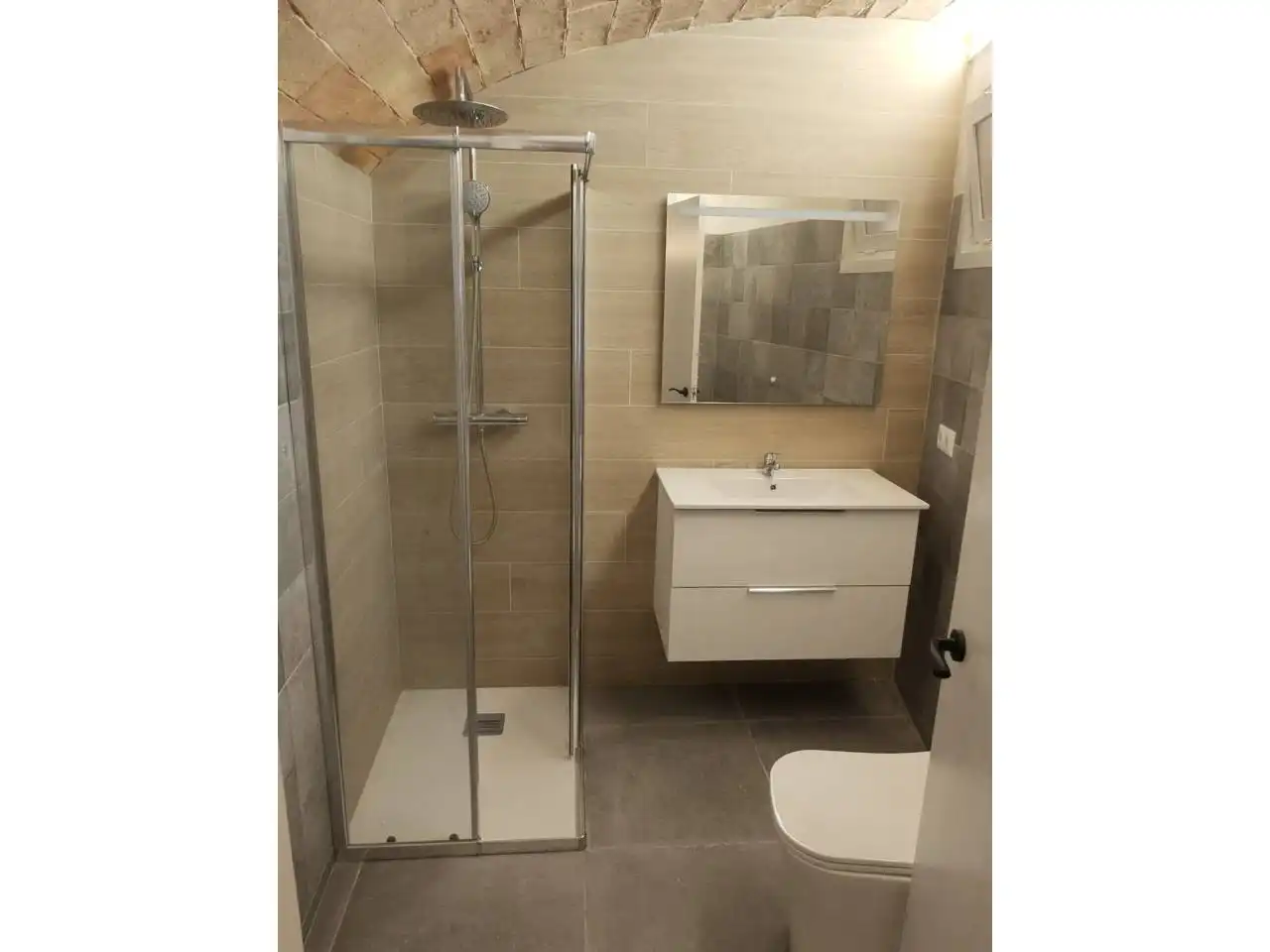 Piso de 200 m² en Navata