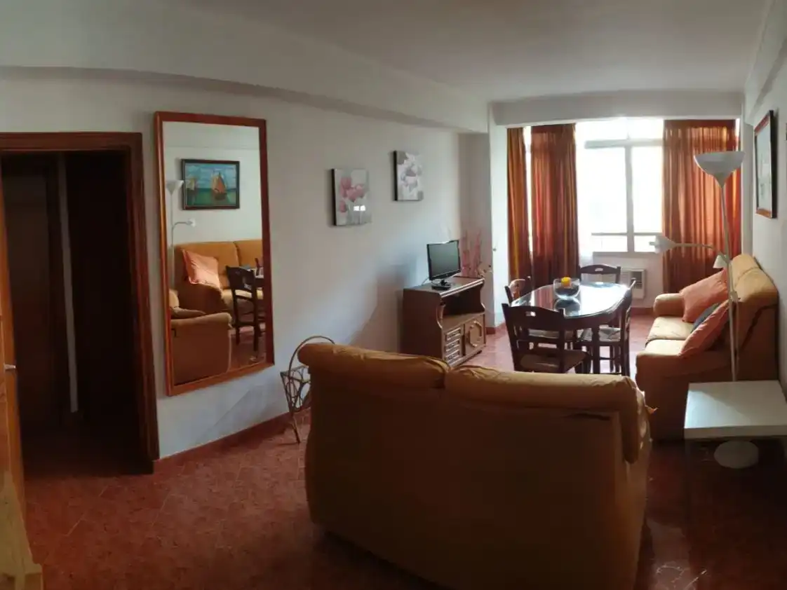 Piso de 90 m² en Sevilla