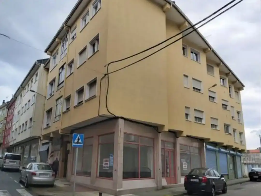 Piso de 107 m² en Narón