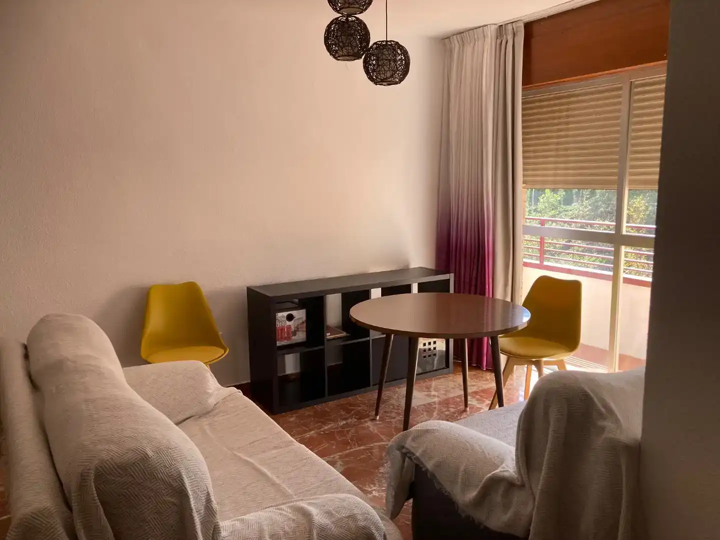 Piso de 90 m² en Granada