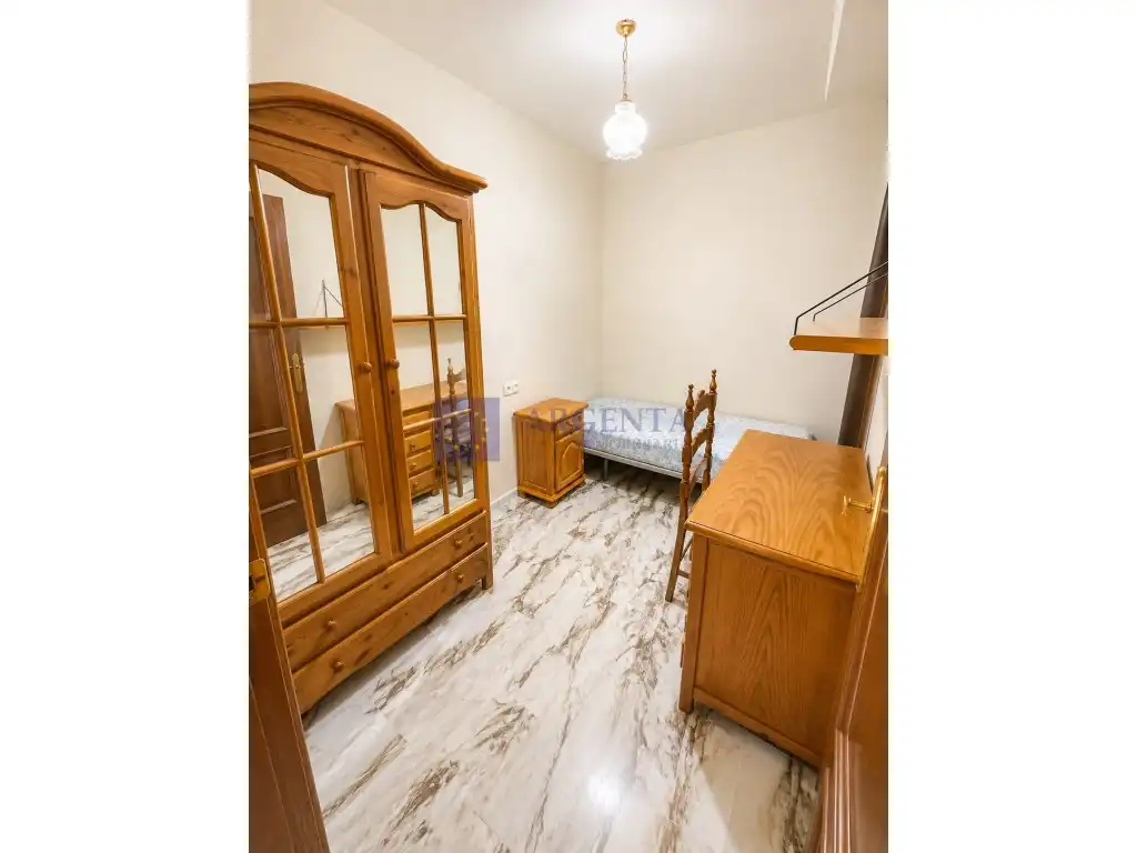 Piso de 75 m² en Cáceres
