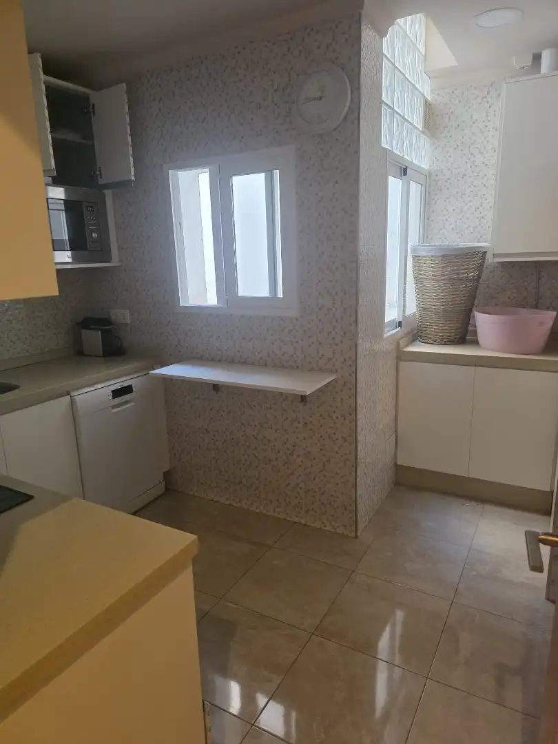 Piso de 90 m² en Ceuta