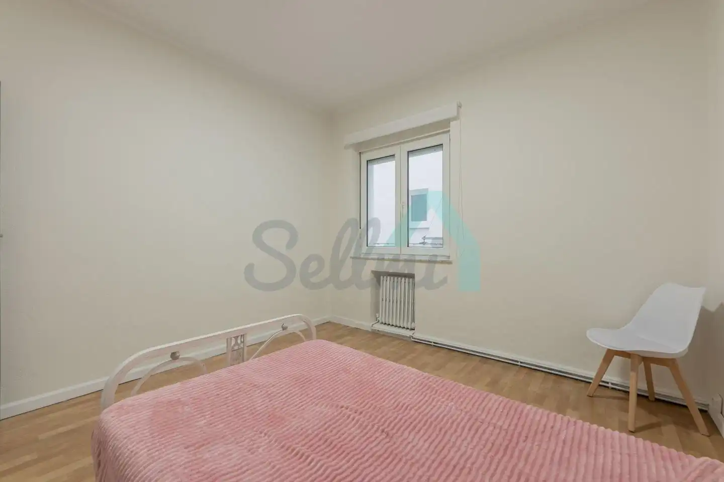 Habitación 83 m², Oviedo