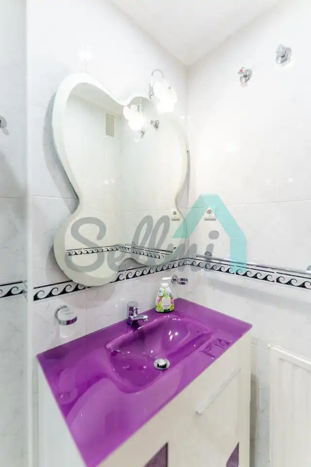 Piso de 80 m² en Oviedo