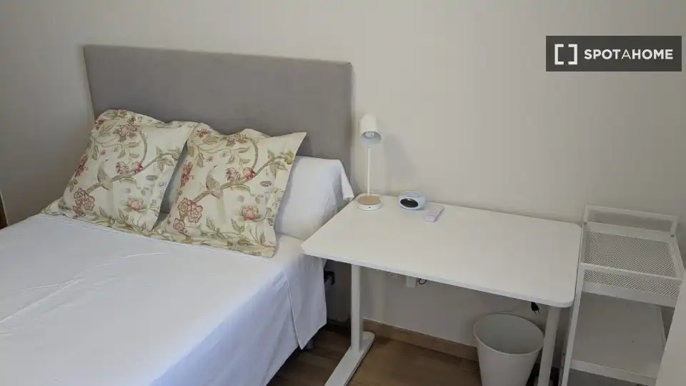 Habitación 63 m², Zaragoza