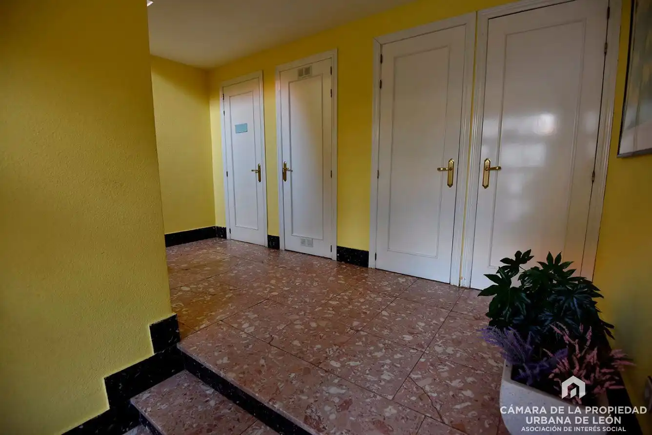 Wohnung 60 m² in San Andrés del Rabanedo