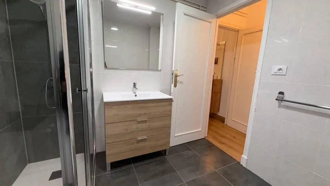 Piso de 95 m² en Ourense