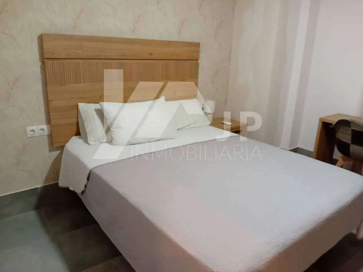 Piso de 90 m² en Granada