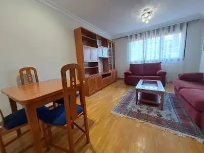 Piso de 66 m² en Oviedo