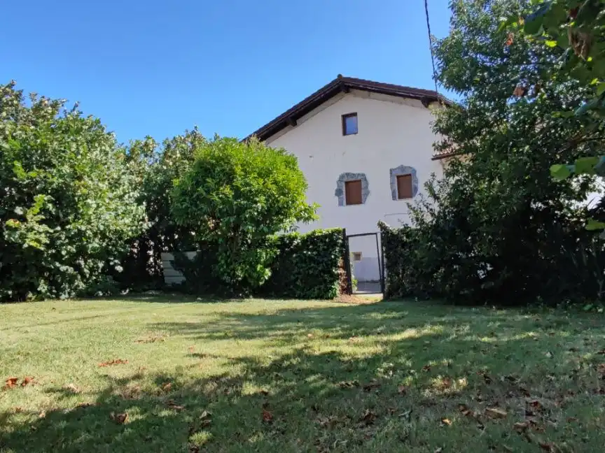Casa de 150 m² a Condado de Treviño