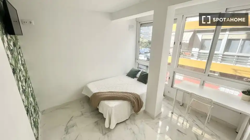 Habitación 81 m², Sevilla