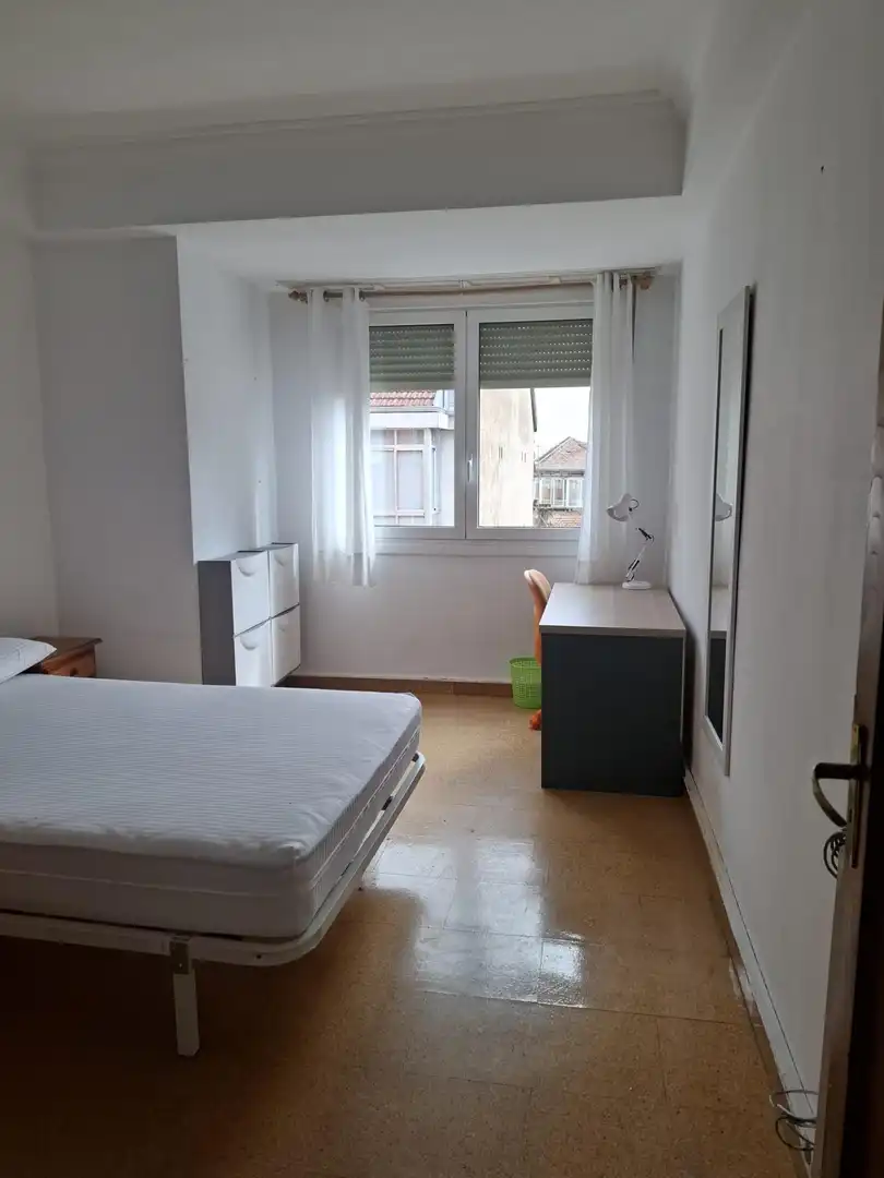 Piso de 95 m² en Ourense