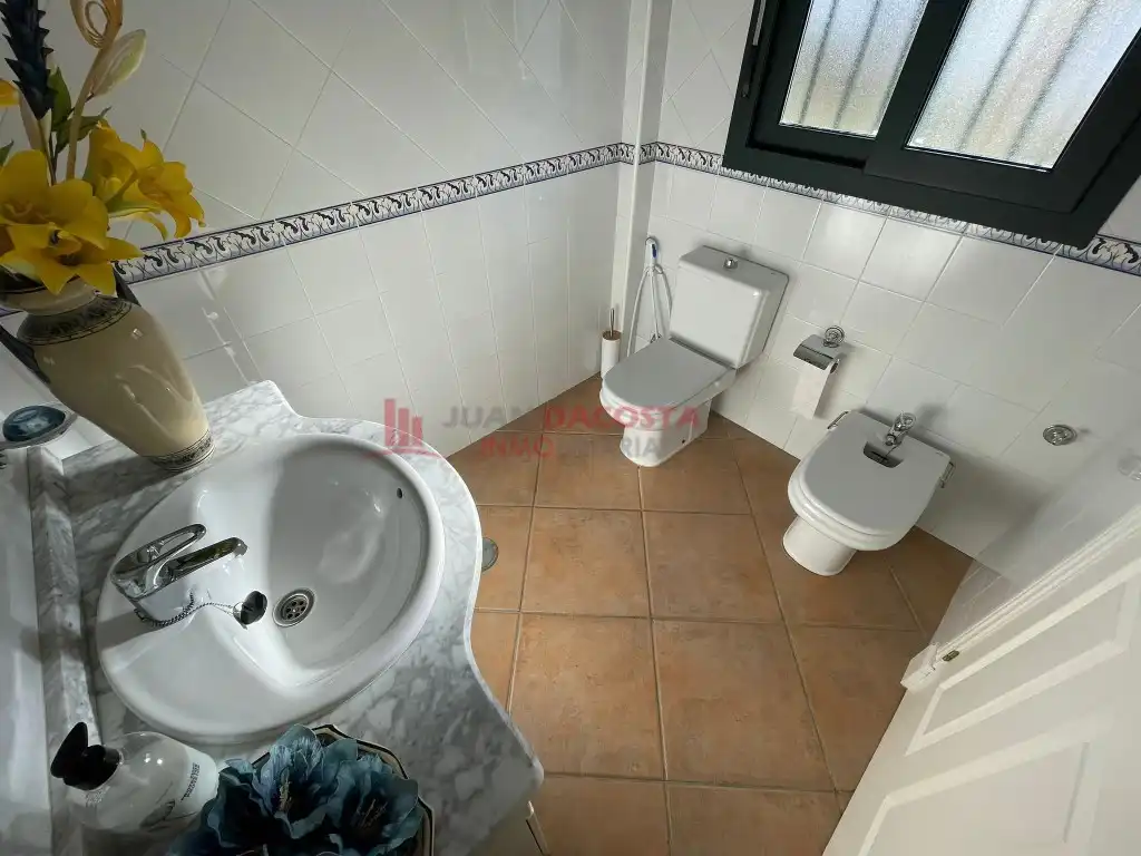 Casa de 160 m² en Lepe