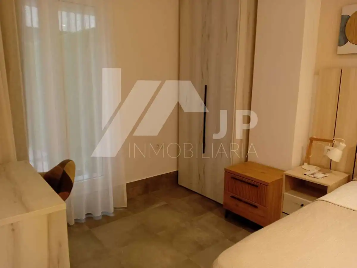 Piso de 90 m² en Granada