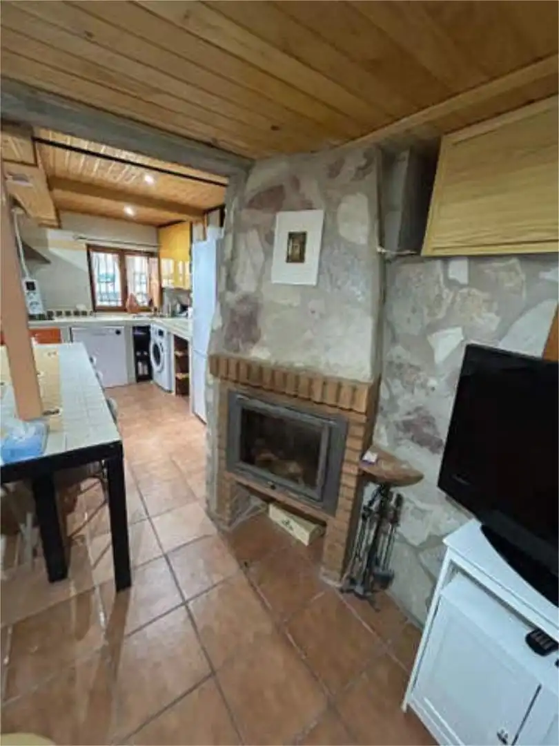 Maison 80 m² à Aldeanueva del Camino