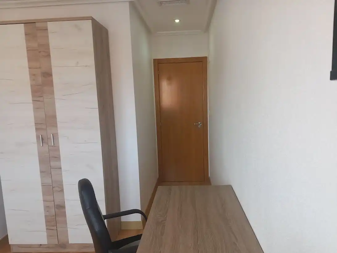 Habitació de lloguer, Montfort