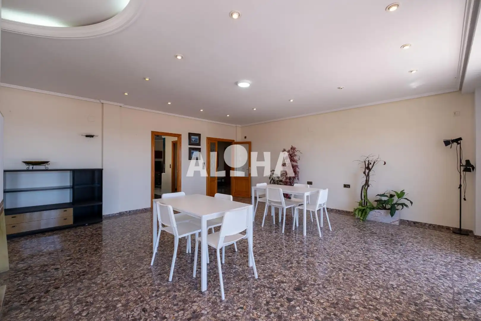 Habitación 346 m², Moncada