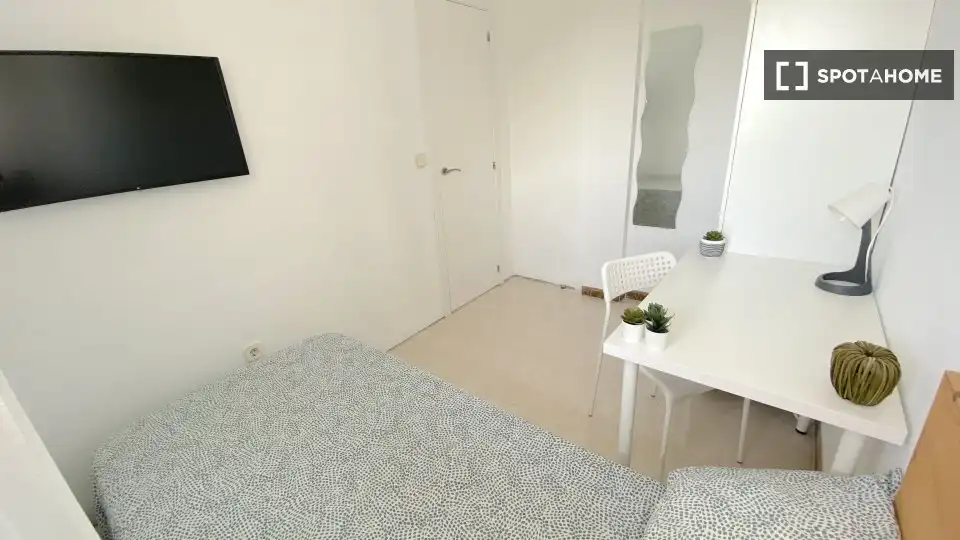 Habitación 86 m², Sevilla