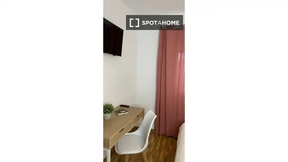 Habitación 86 m², Vigo