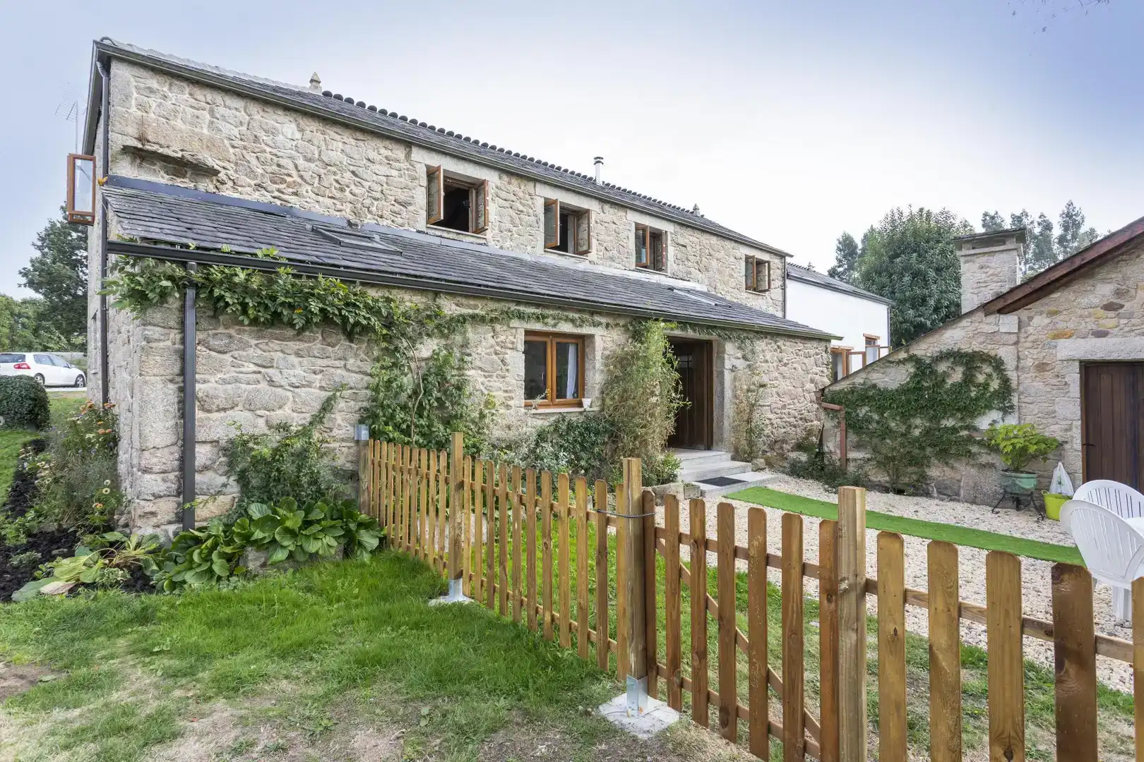 Casa de 400 m² en Friol