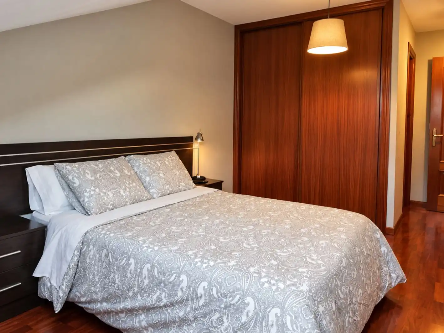 Piso de 100 m² en Noia