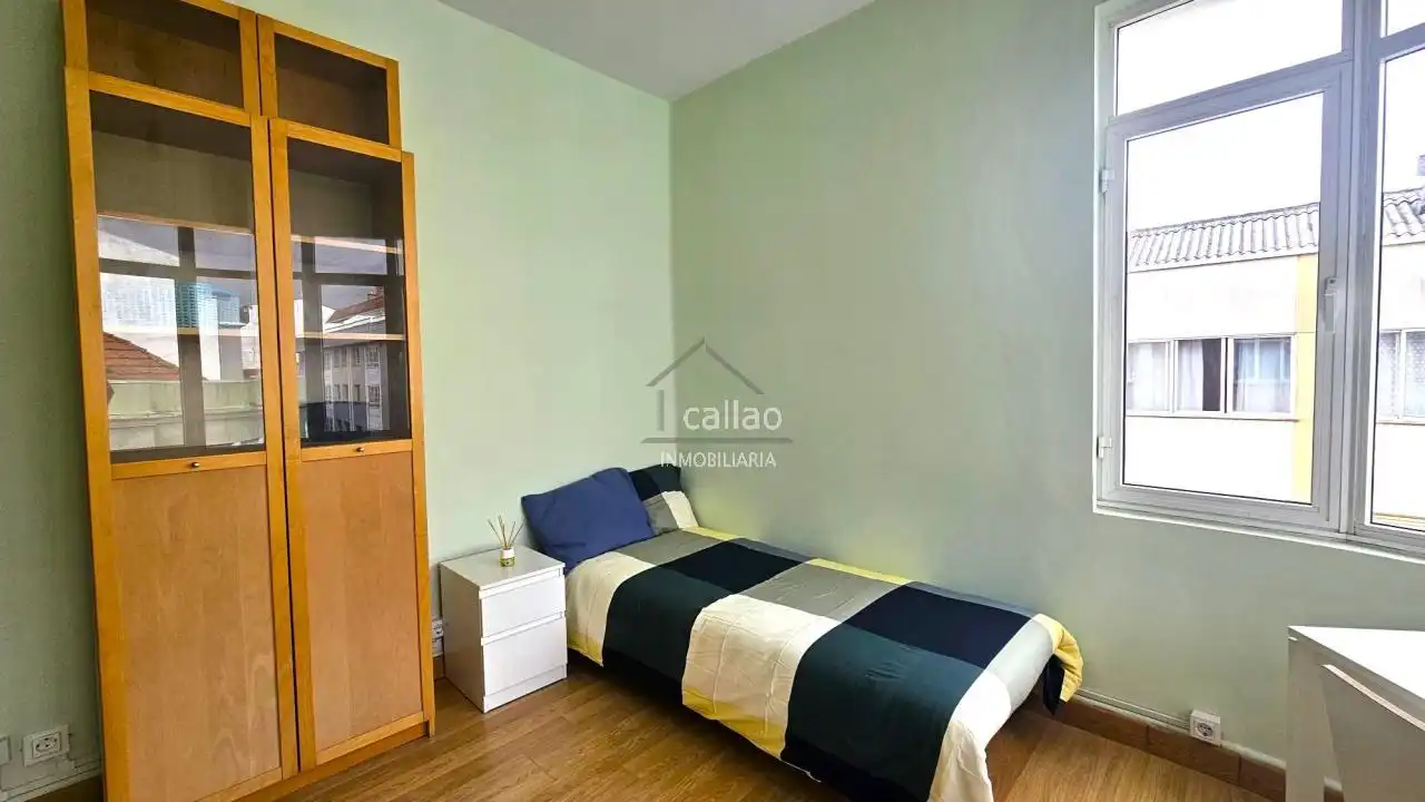 Habitación 99 m², Ferrol