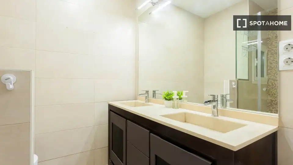 Habitación 98 m², Madrid
