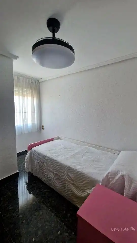 Habitación en alquiler, Moncada