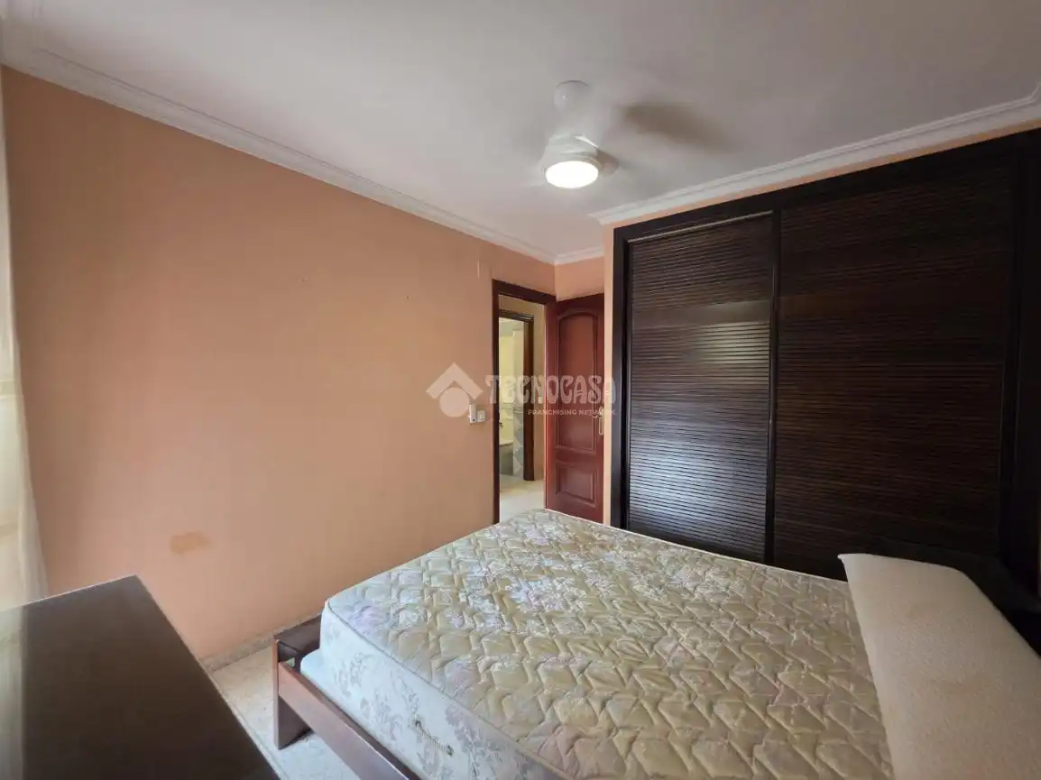 Piso de 90 m² en Sevilla