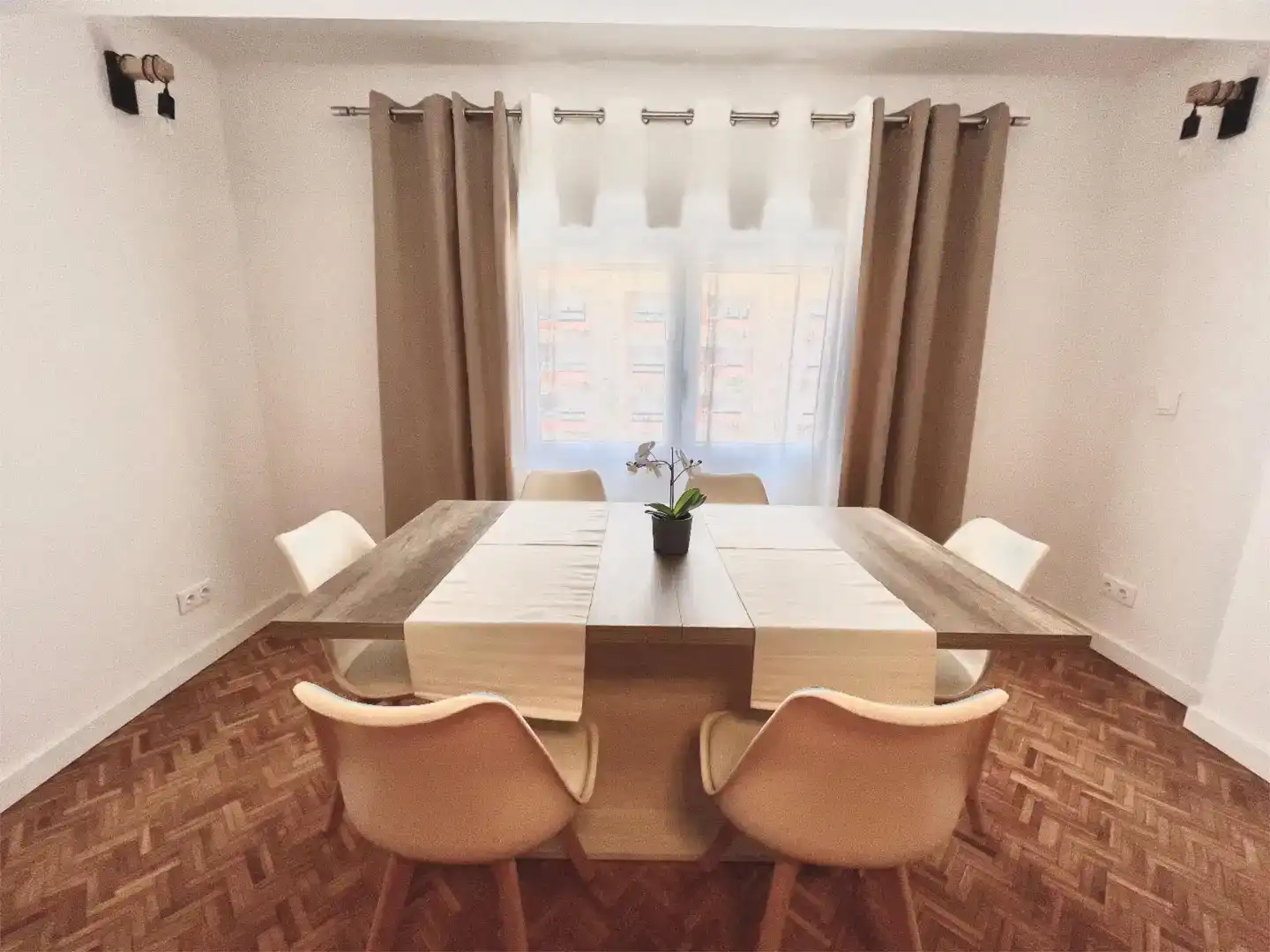 Habitación 140 m², Zaragoza