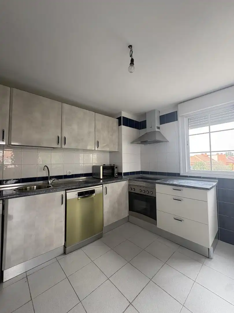 Wohnung 160 m² in Mejorada del Campo