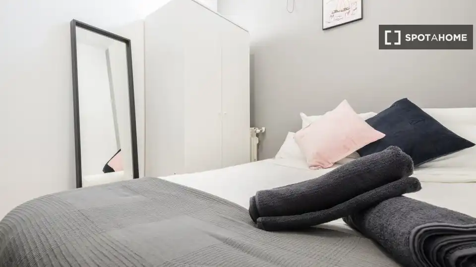 Habitación 140 m², Madrid