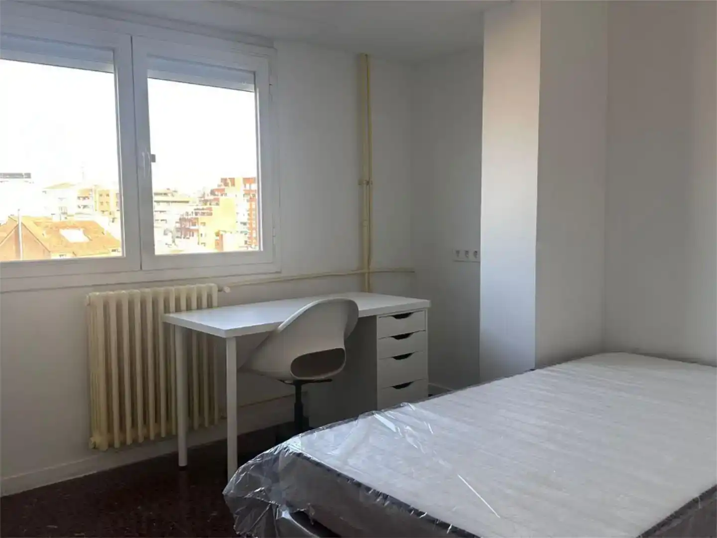 Habitación 169 m², Lérida