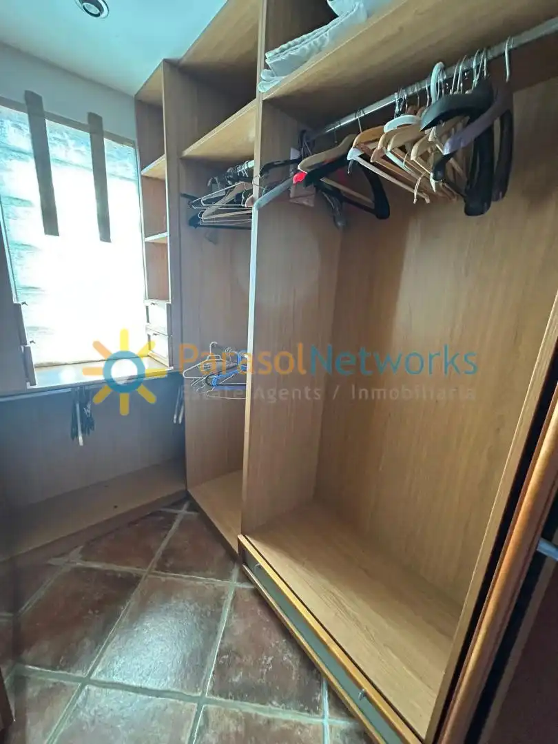 Piso de 210 m² en Oliva