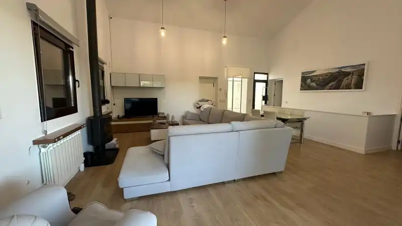 Piso de 882 m² en Argés