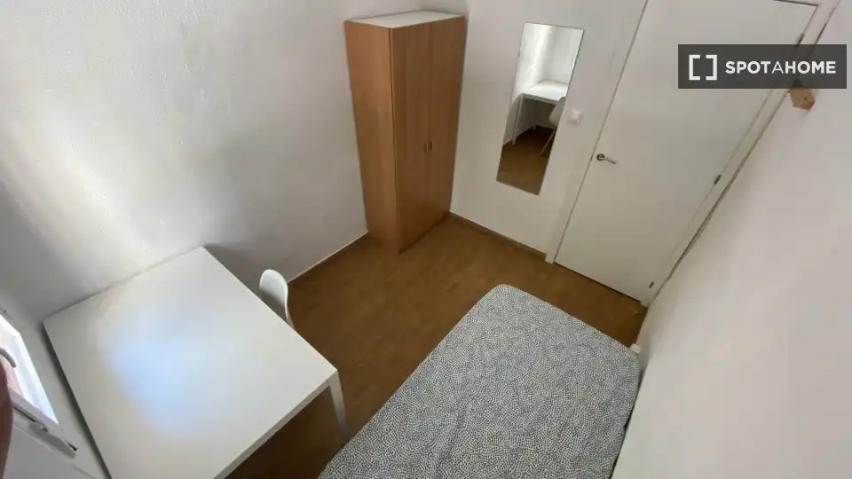Habitación 92 m², Sevilla
