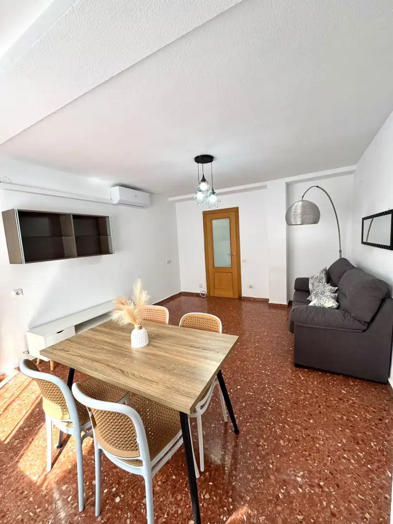 Pis de 81 m² a València