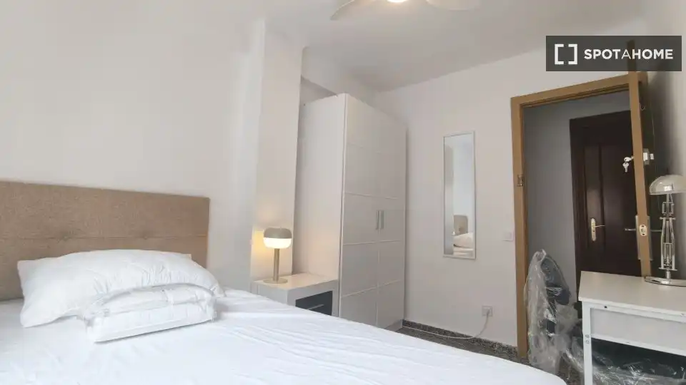 Habitación 91 m², Málaga