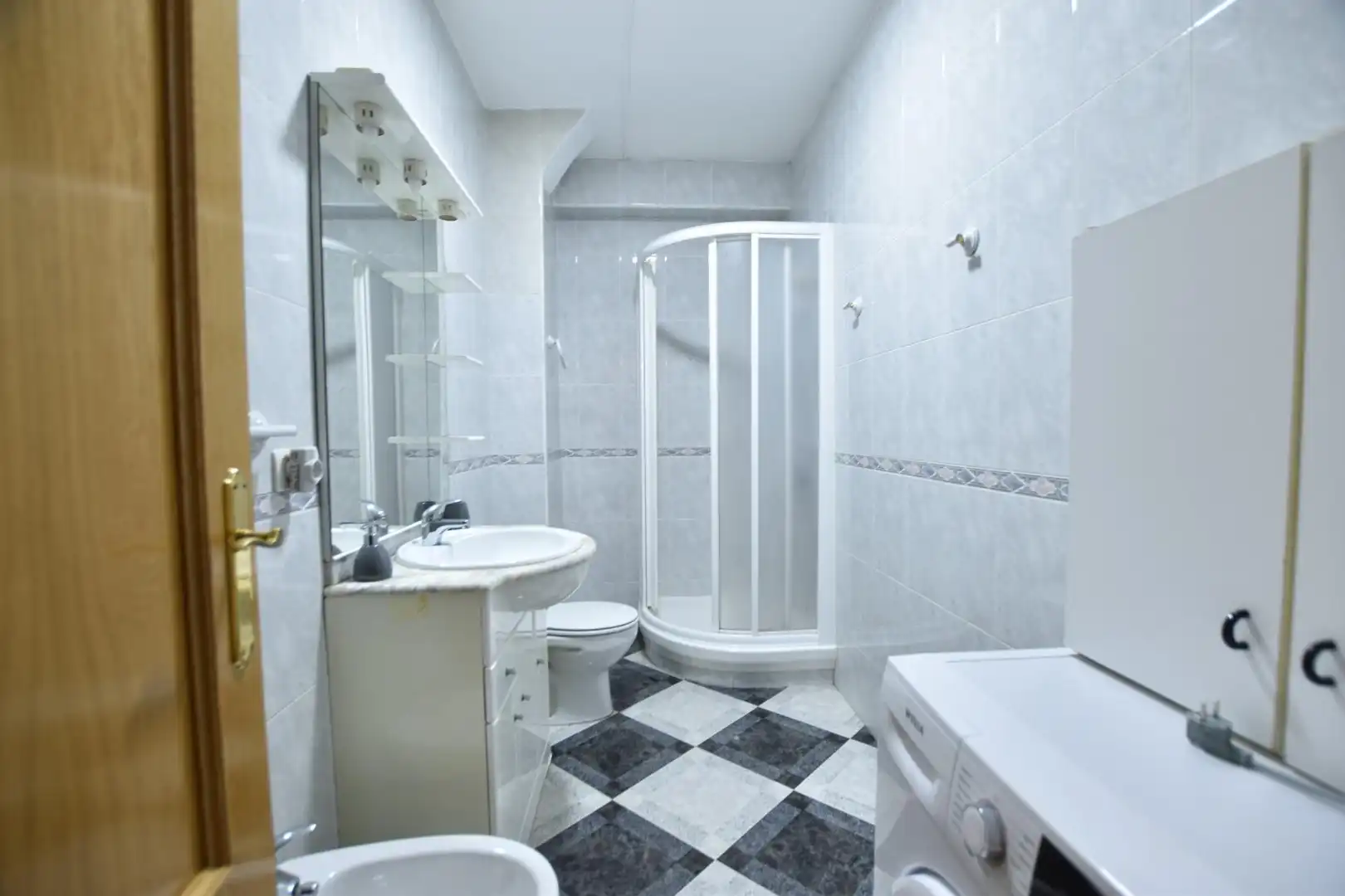 Piso de 86 m² en Granada