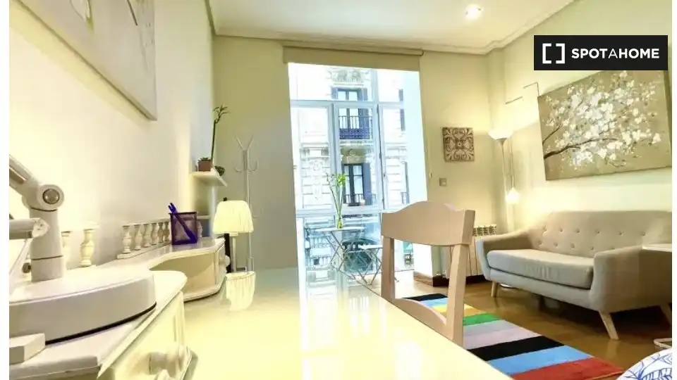 Habitación 196 m², Bilbao