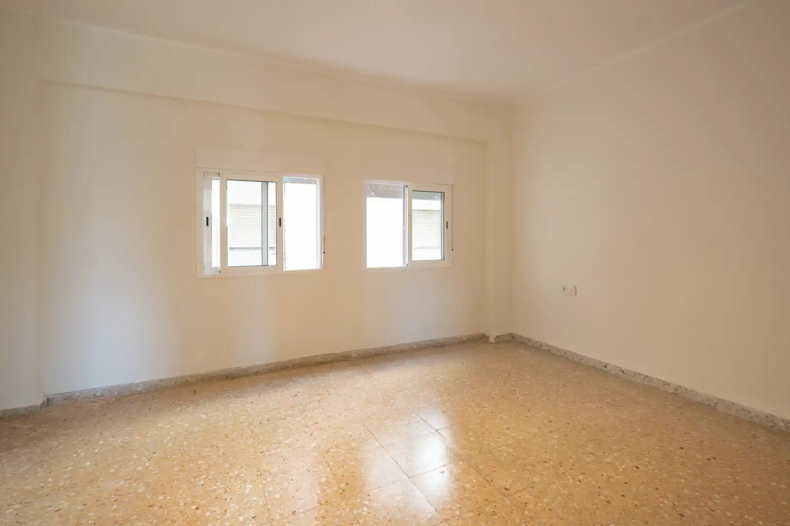 Wohnung 88 m² in Valencia